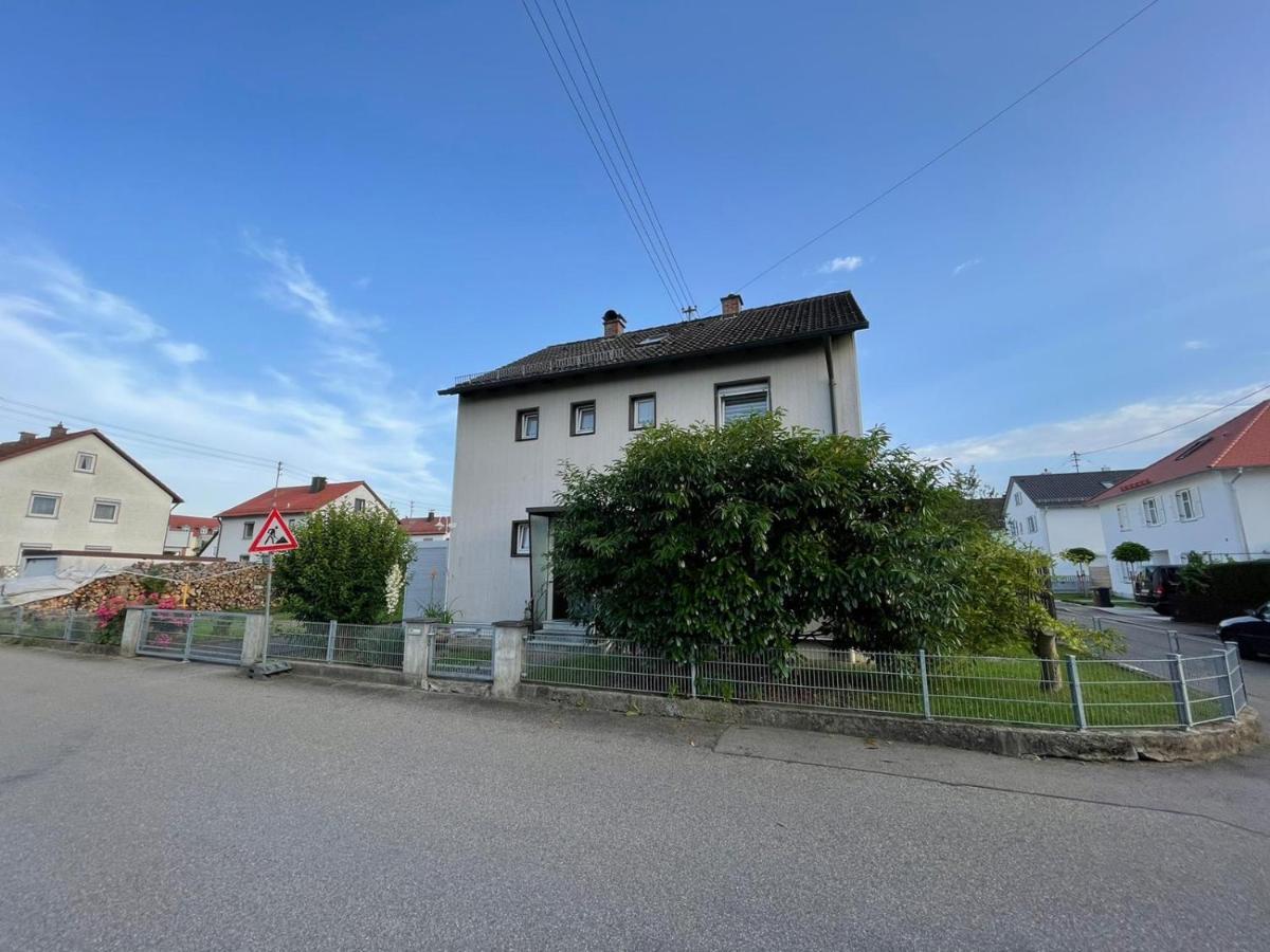 Guntia Apartment Mit Grossem Garten Γκούνζμπουργκ Εξωτερικό φωτογραφία
