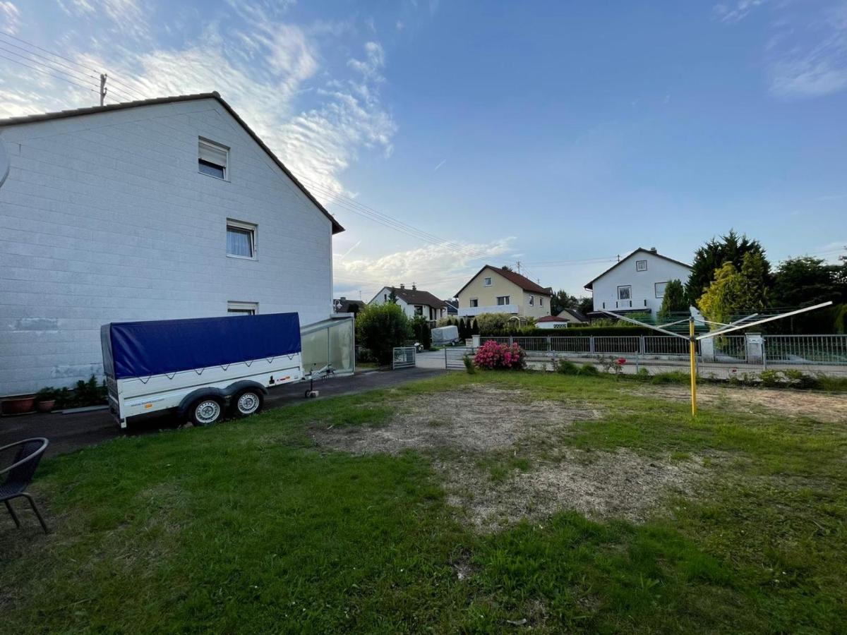 Guntia Apartment Mit Grossem Garten Γκούνζμπουργκ Εξωτερικό φωτογραφία