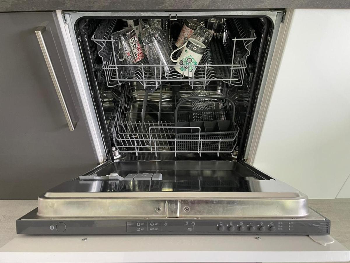 Guntia Apartment Mit Grossem Garten Γκούνζμπουργκ Εξωτερικό φωτογραφία